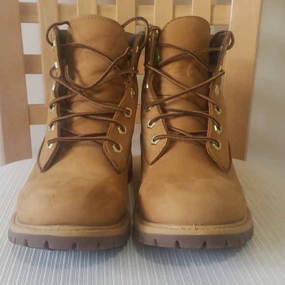 Timberland Shoes - Tan Timberland waterproof boots size 9